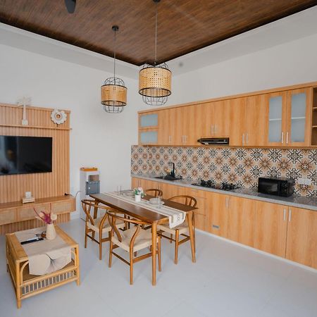 Villa Graha Madeline à Ketewel Extérieur photo